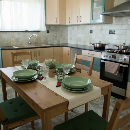 Ageri House * Nidrí